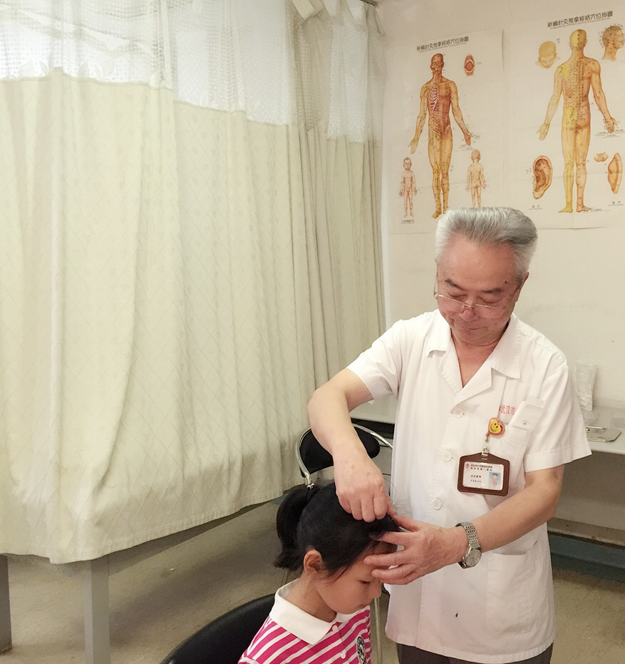 武汉市第一医院-头针治疗舞蹈样多动抽动综合征
